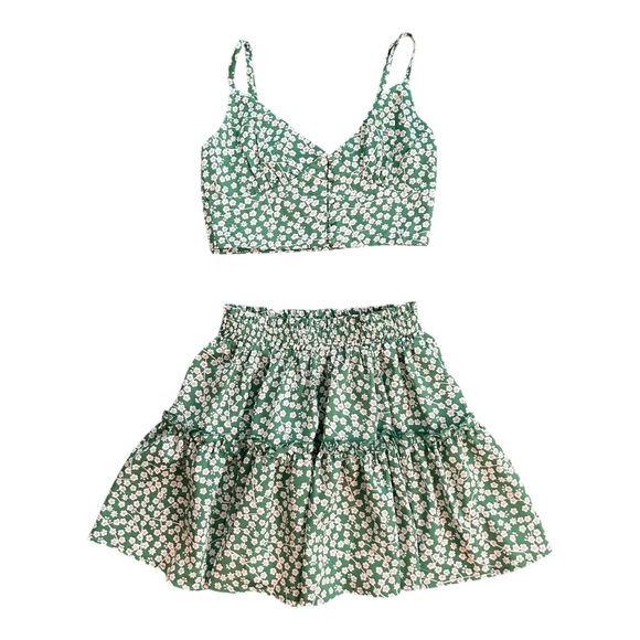 Princess Polly green and white crop top skirt set - Picture 3 of 5